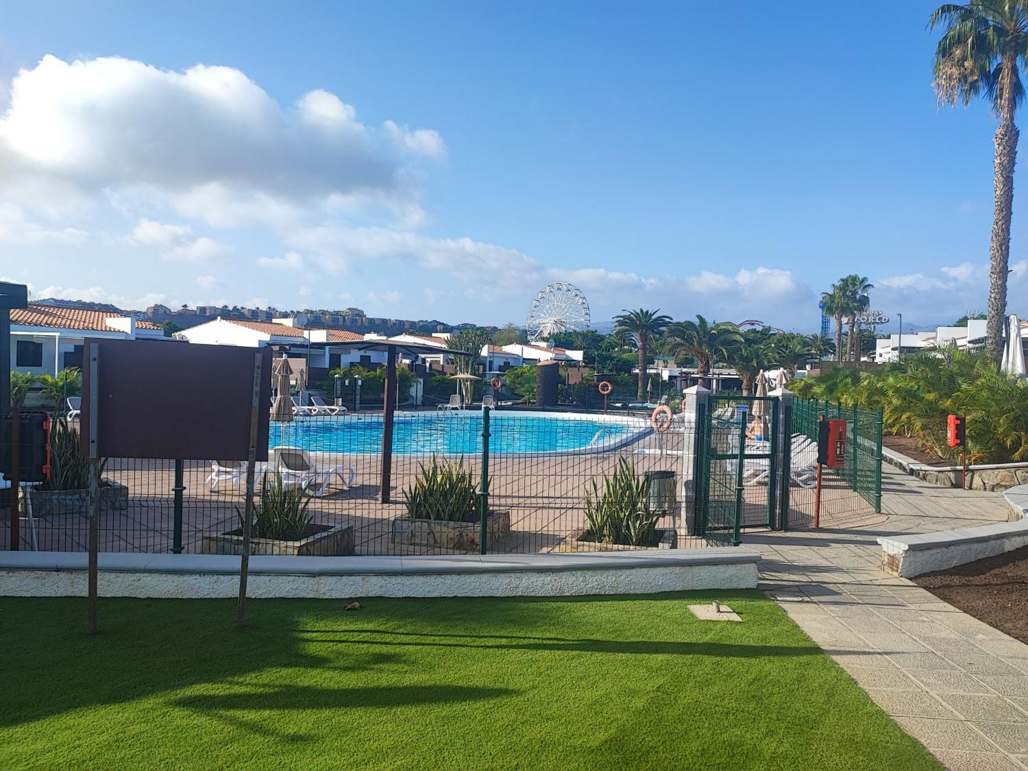 Bungalow Maspalomas Golf Con Jacuzzi, Piscina Y Jardin San Bartolomé Extérieur photo