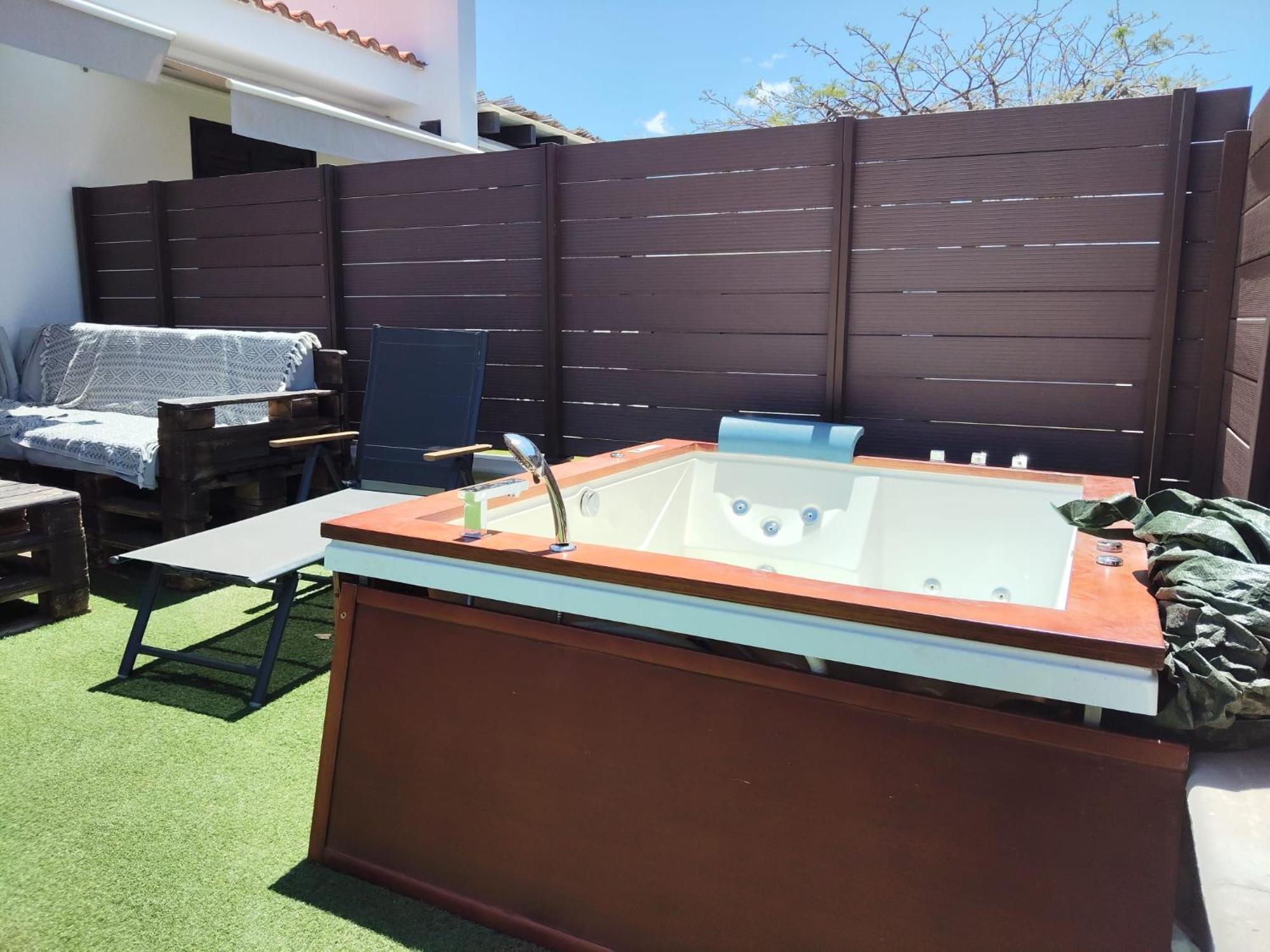 Bungalow Maspalomas Golf Con Jacuzzi, Piscina Y Jardin San Bartolomé Extérieur photo